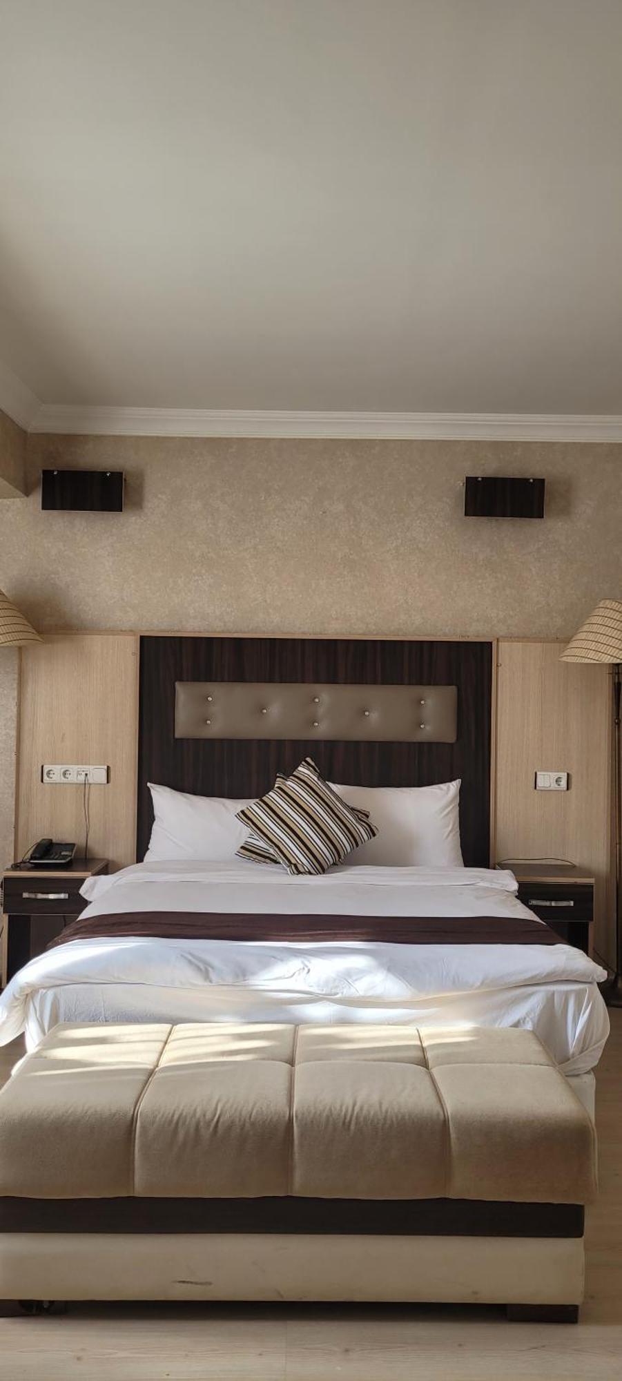 Guengoeren Hotel Карс Екстер'єр фото